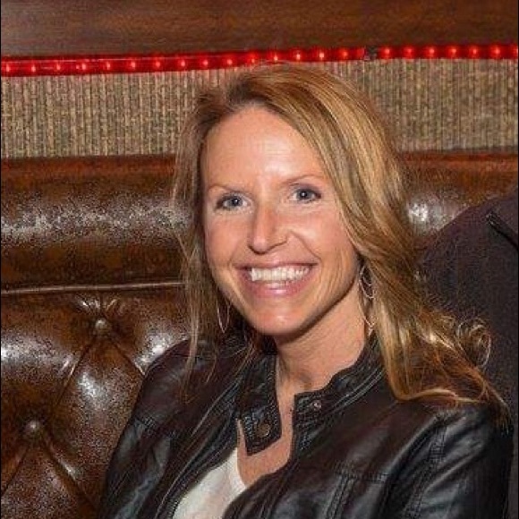 Meet your Posher, Jana - Picture 1 of 1